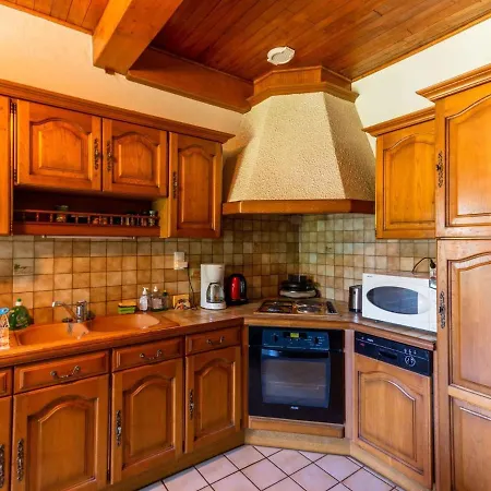 Holiday home Beautiful In The Parc Des Volcans D Auvergne *