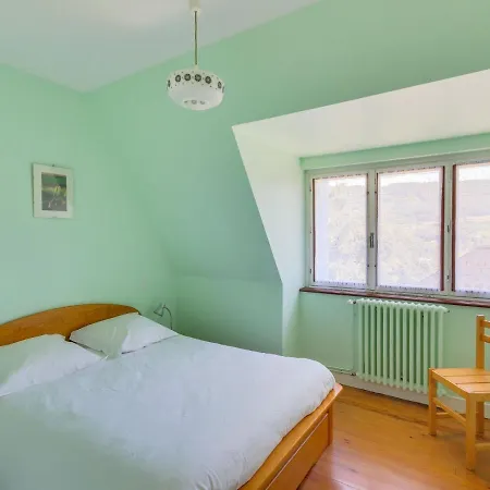 Beautiful In The Parc Des Volcans D Auvergne Holiday home Vic-sur-Cere