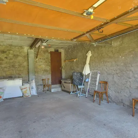 Holiday home Beautiful In The Parc Des Volcans D Auvergne *