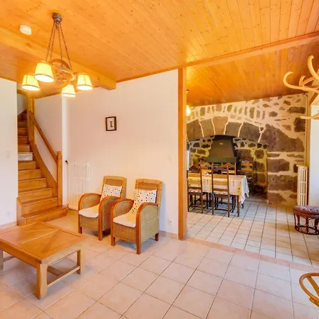 Family Nest Дом отдыха *