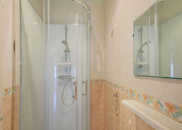 Semesterbostad Family Nest *